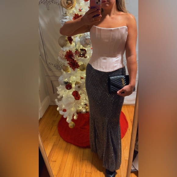 NWT ZARA SEQUIN SKIRT SIZE M
🚨 FINAL PRICE NO OFFER ACCEPT - Picture 11 of 17